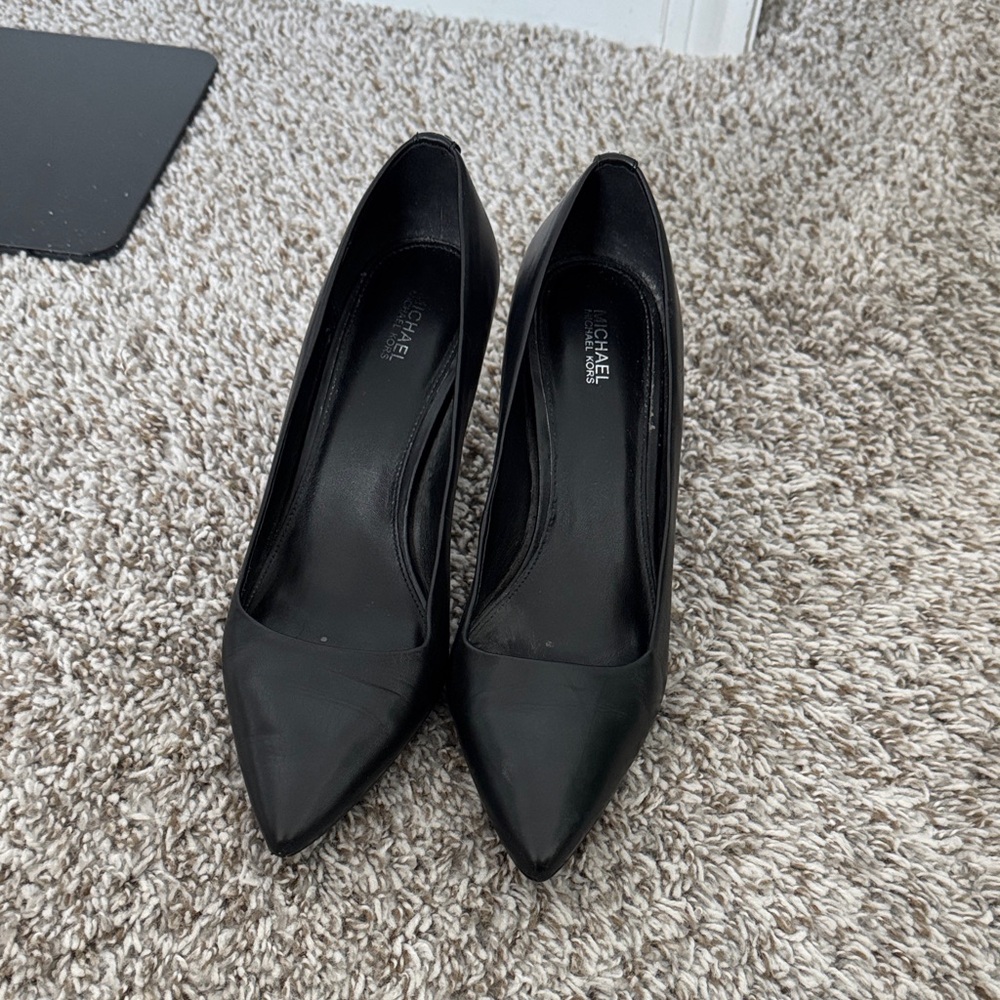 Michael Kors Classic Black Heels